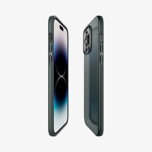 ACS04766 - iPhone 14 Pro Max Case Thin Fit in black showing the back